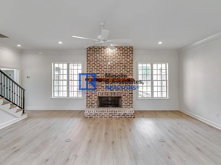 200 Cripple Creek Rd — Photo 34