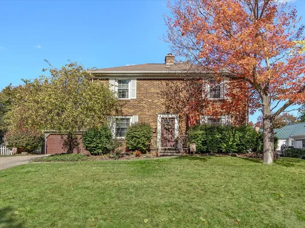 317 W Clinton St, Hastings, MI 49058