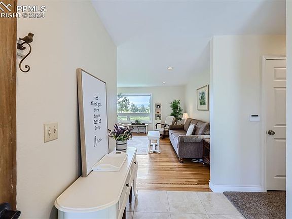 5th image of 7920 Mallard Dr
