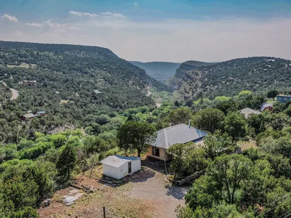 48 Cottage Row, High Rolls, NM 88325
