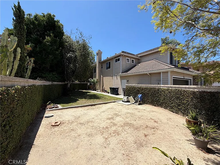 7056 Ashley Dr — Photo 24
