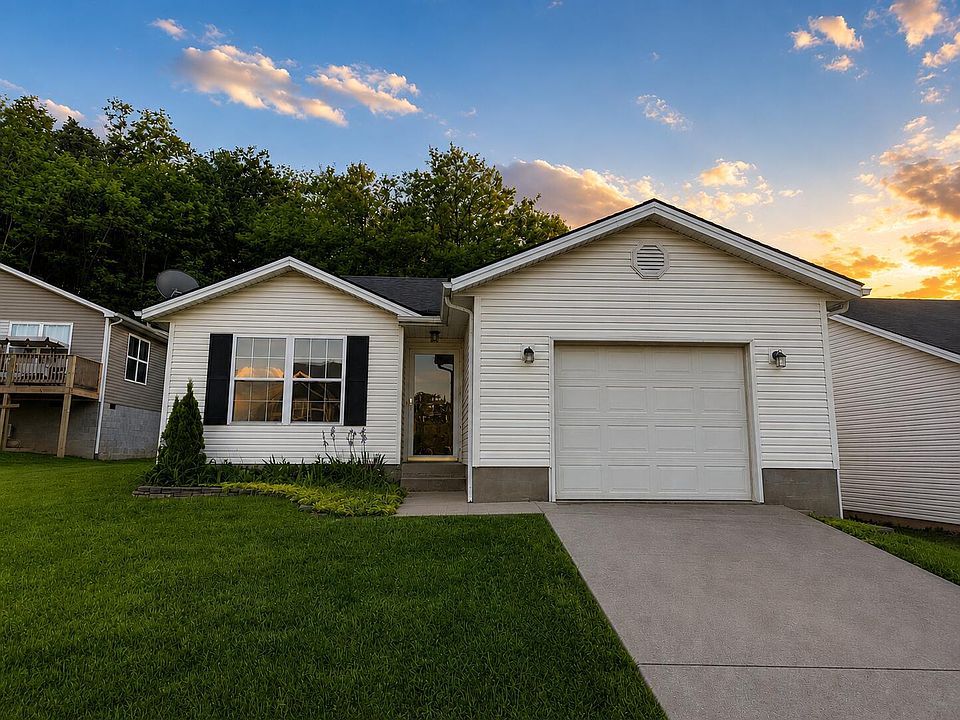 1st image of 407 Pueblo Ct
