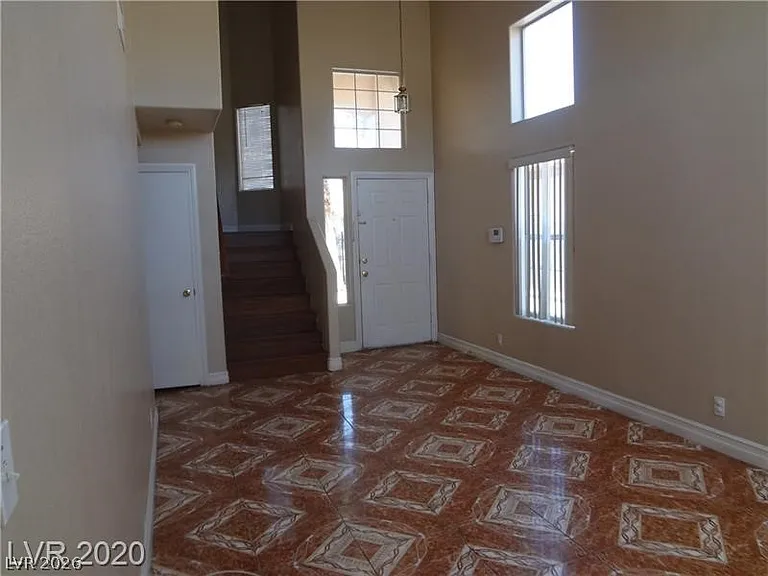 540 River Bed St — Photo 16