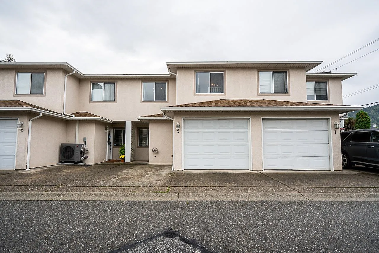 5536 Vedder Rd #2 photo 1
