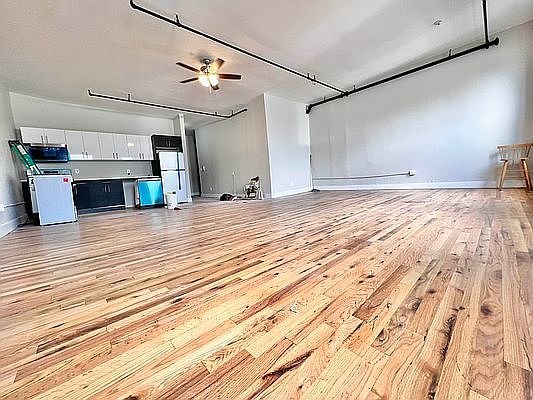 1st image of 1131 Myrtle Ave APT 301