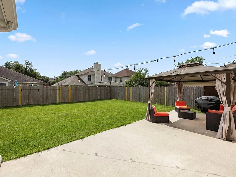 16315 Scotch Hollow Ln — Photo 37