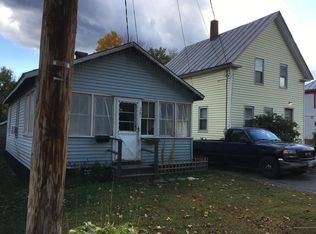 20 Dinsmore St, Bingham, ME 04920