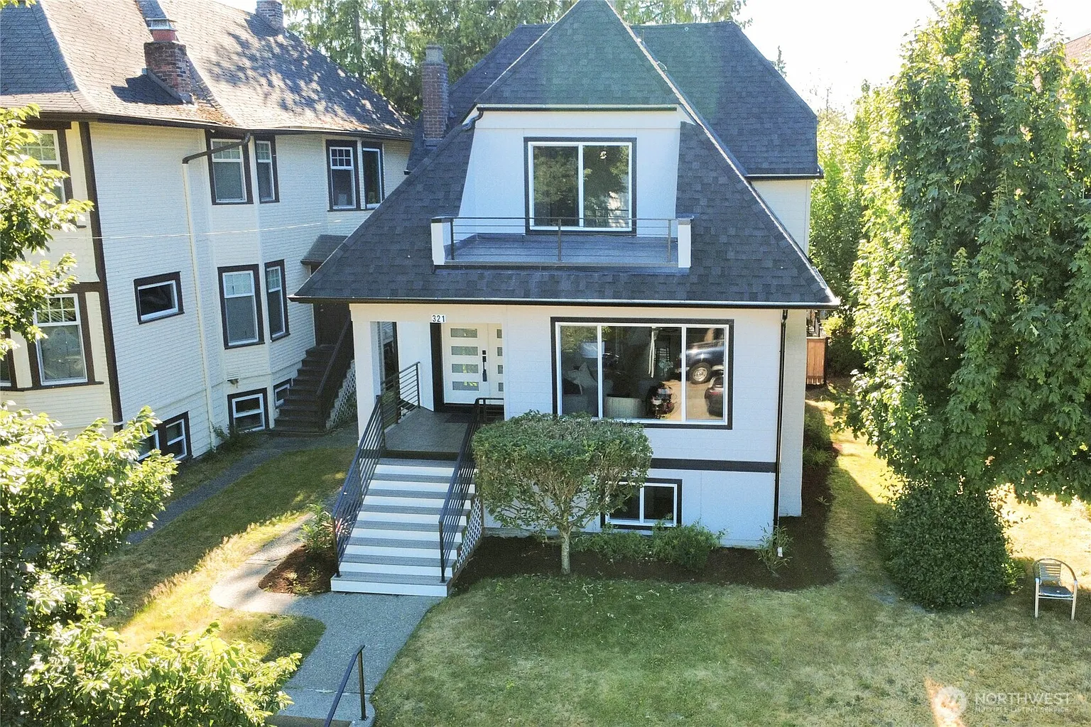 321 17th Avenue E photo 1