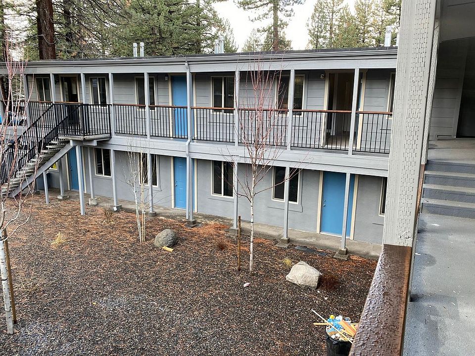 1st image of 969 Brockway Ave #12