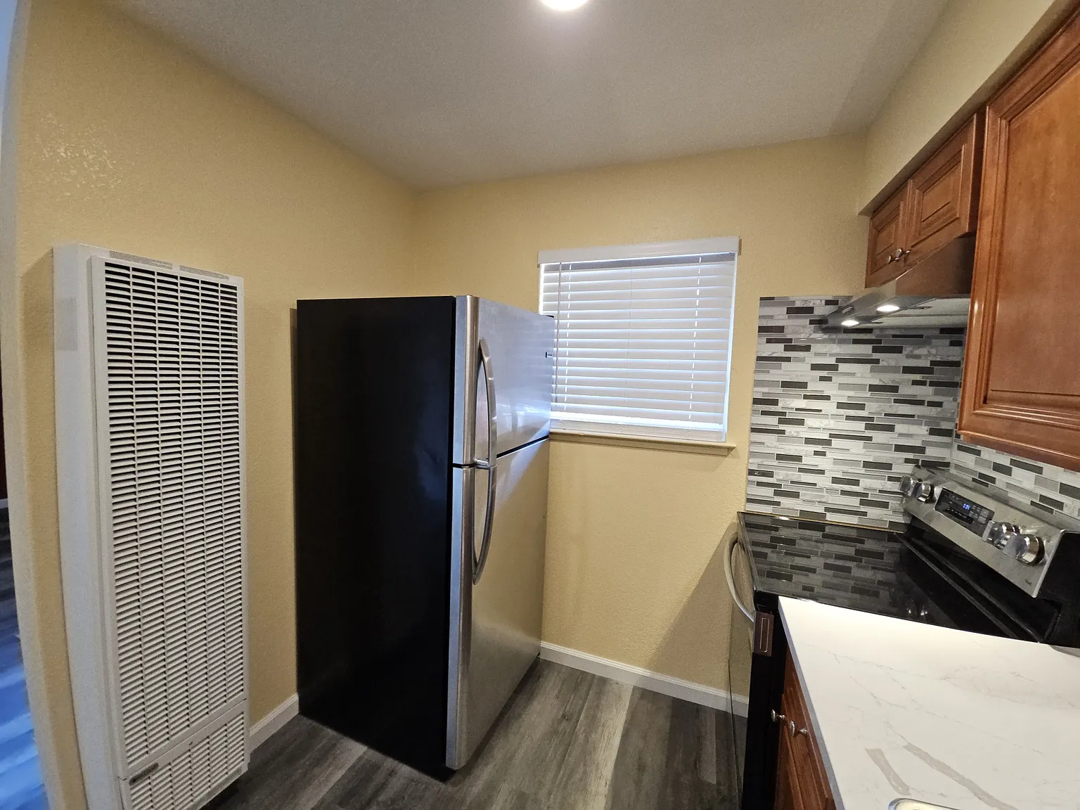 Jasmine Apartments - 1250-13 FR — Photo 4