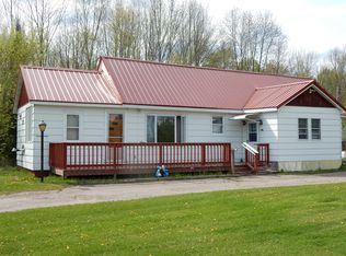 540 Lachapell Ln, Armstrong Creek, WI 54103