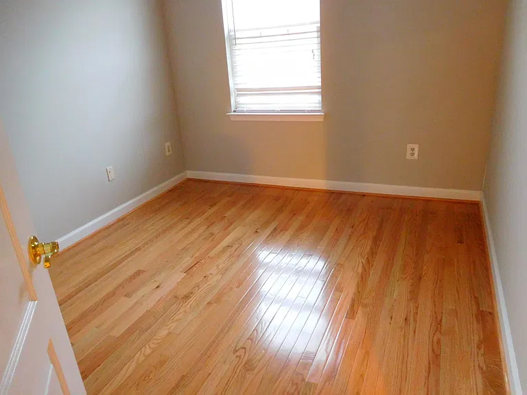 4302 Talmadge Cir — Photo 11