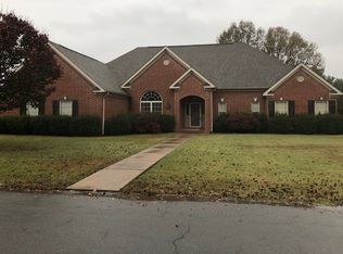 105 Catalpa St, England, AR 72046