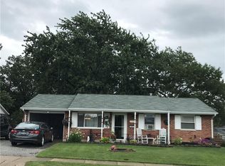 1708 Fair Oaks Dr, Sidney, OH 45365