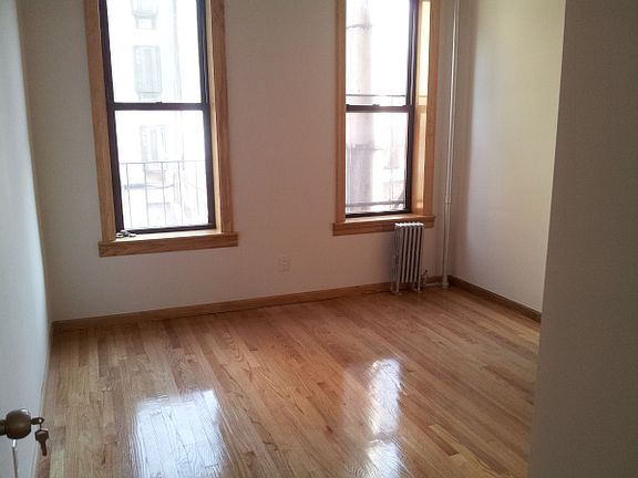 2nd image of 106 Eldridge St APT 14