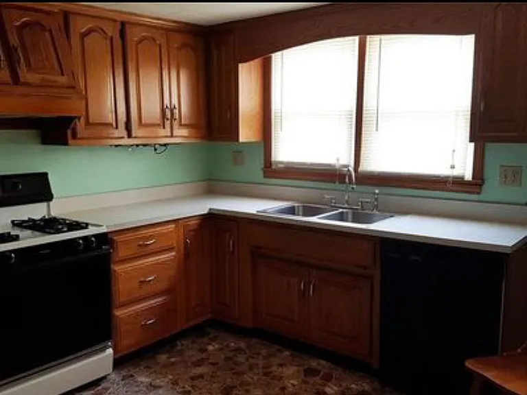 313 Hamilton St — Photo 5
