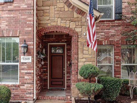 2nd image of 5209 Winterberry Ct
