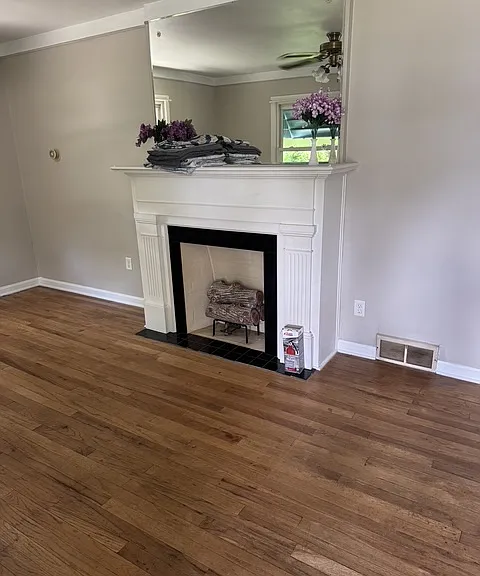 330 Hoover Ave — Photo 3