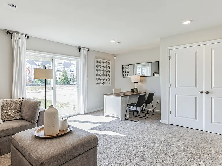 243 Macoun Way — Photo 6