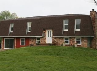 8600 Huttenlocker Rd, Munith, MI 49259