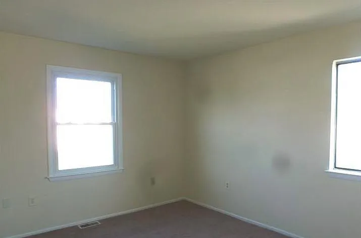 56 Three Rivers Dr — Photo 3