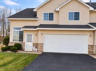 5449 Fawn Meadow Curv SE, Prior Lake, MN 55372