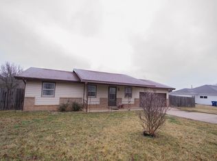 206 Ashley St, Rogersville, MO 65742