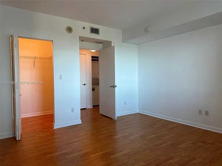 325 Biscayne Blvd #1516 — Photo 9