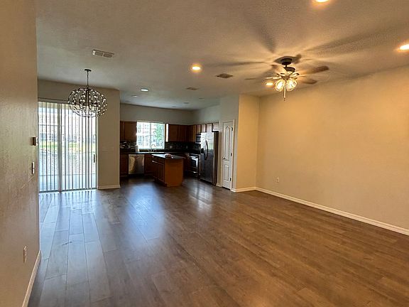 3rd image of 2572 River Landing Dr