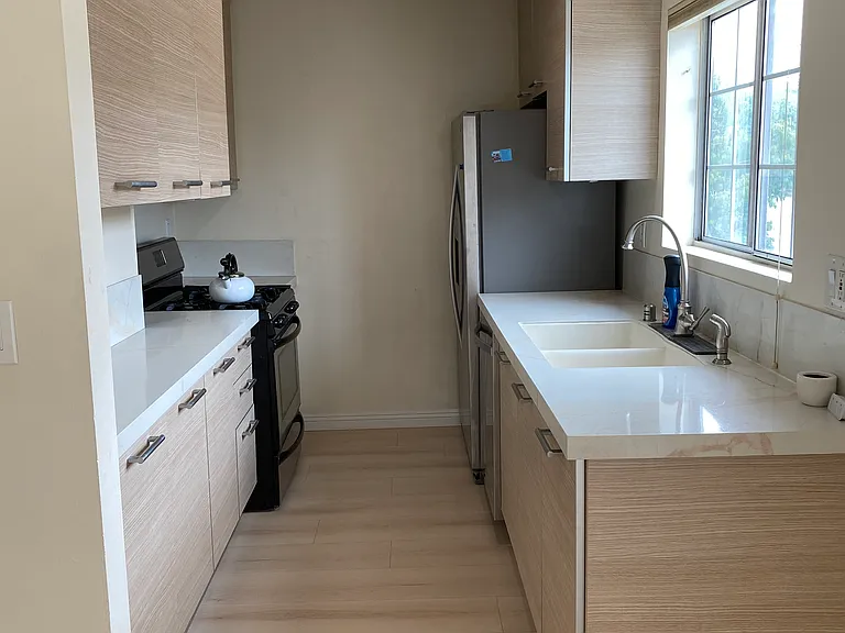 2471 Sawtelle Blvd #201 — Photo 4