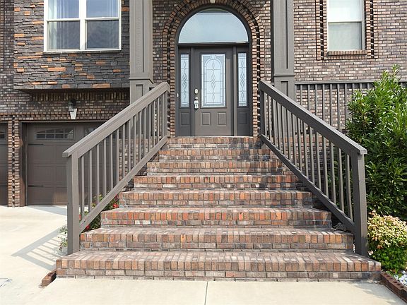 2nd image of 1049 Henry Place Blvd