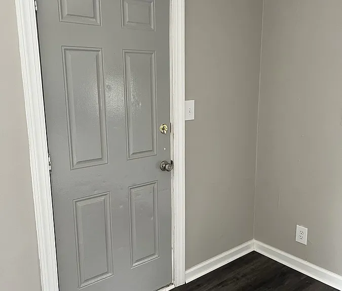 3504 Tyler St — Photo 6