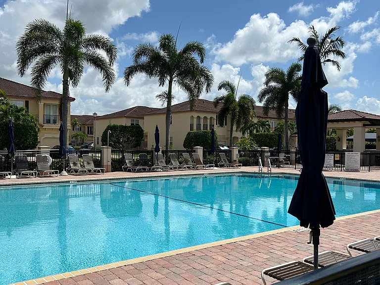 12885 SW 134th St — Photo 32