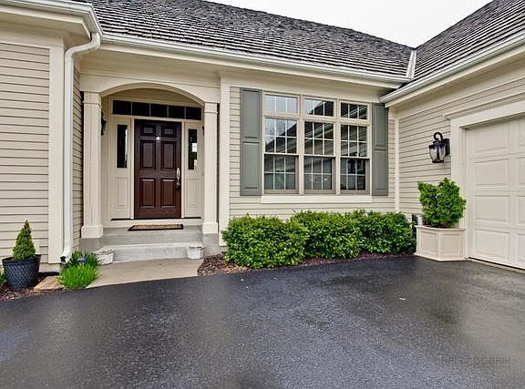 2nd image of 1713 Tall Pine Way