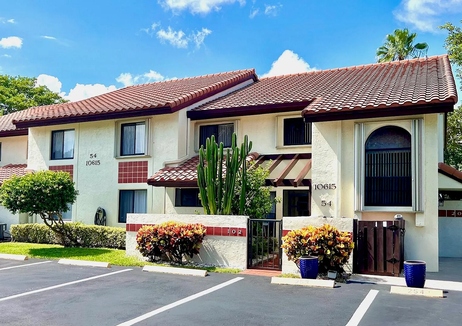 2 bed, 2.0 bath, 1330 sqft, $2,800 — Photo 4