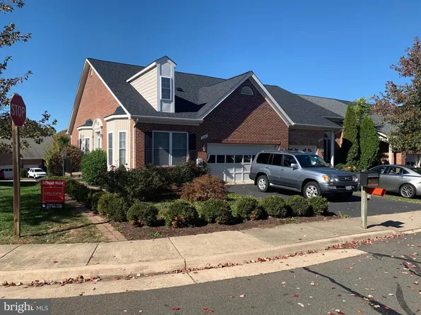 184 N View Cir, Warrenton, VA 20186