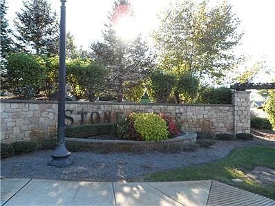 2nd image of 1364 N Lela Ln
