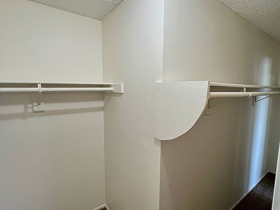 4th image of 15916 Orchard Ave #15922