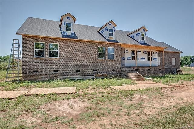 2nd image of 259 Church St #25