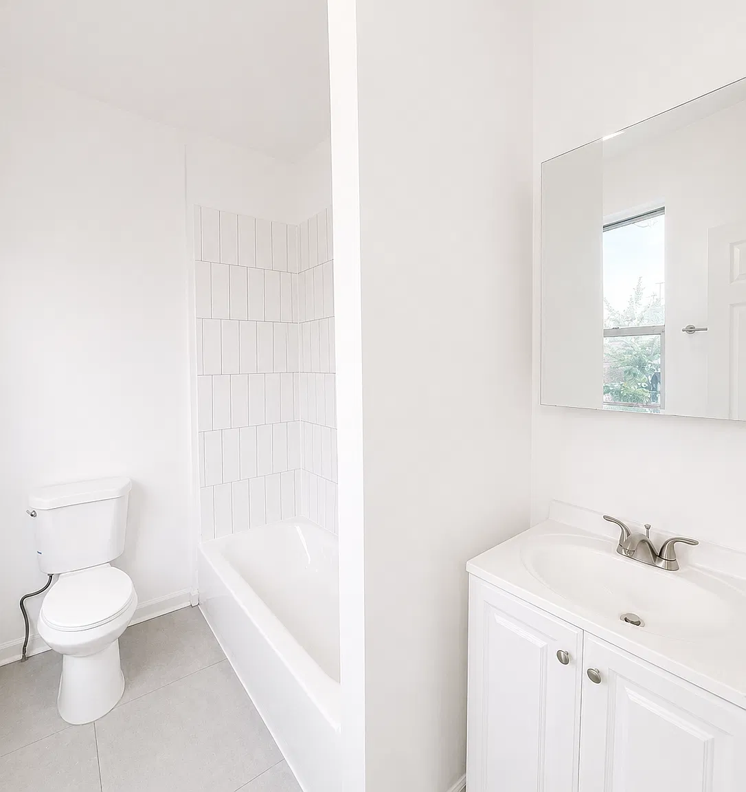 4 bed, 1100 sqft, $2,395 — Photo 3