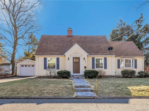 22 North Westwood Road, Ansonia, CT 06401