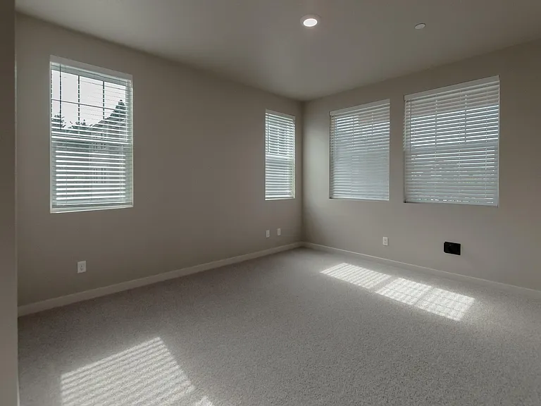 Abbey Creek Apartments — Photo 56