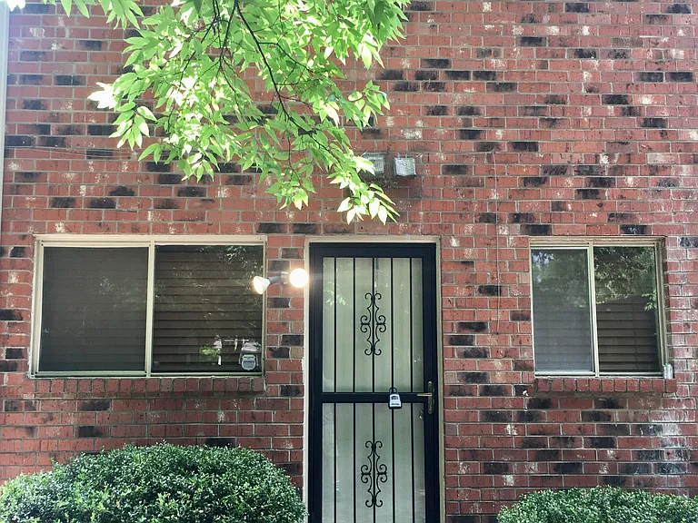 714 Goodman St — Photo 6