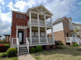 591 N Rupple Rd, Fayetteville, AR 72704