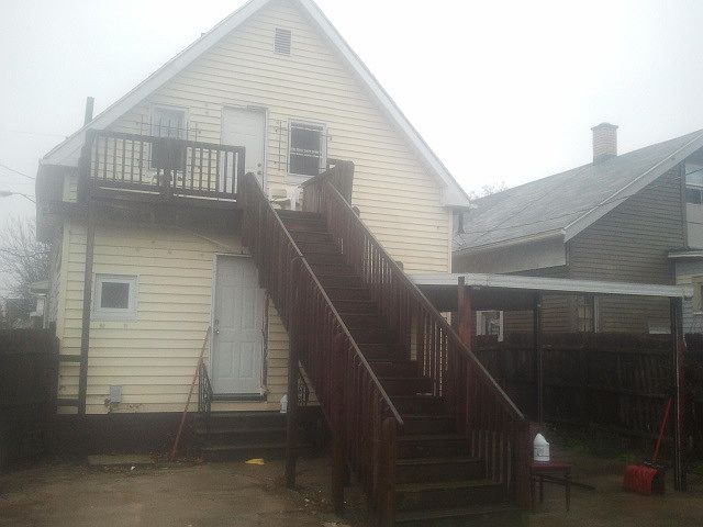 2nd image of 551 Dexter St