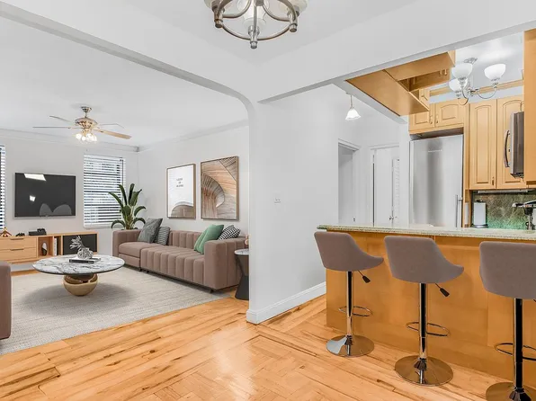 208 E 28th St APT 2J, New York, NY 10016