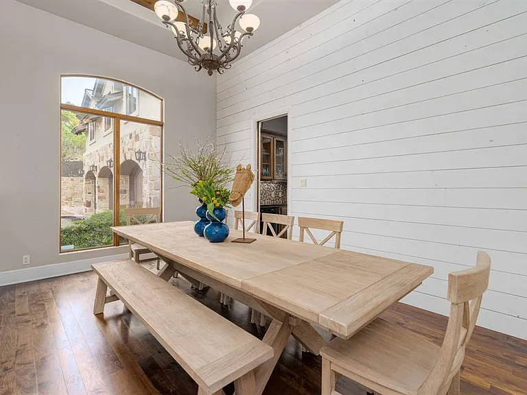 9104 Atwater Cv — Photo 14