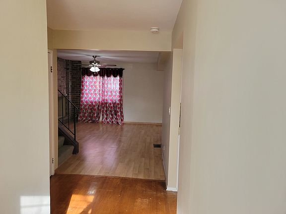 2nd image of 483 Rustic Dr