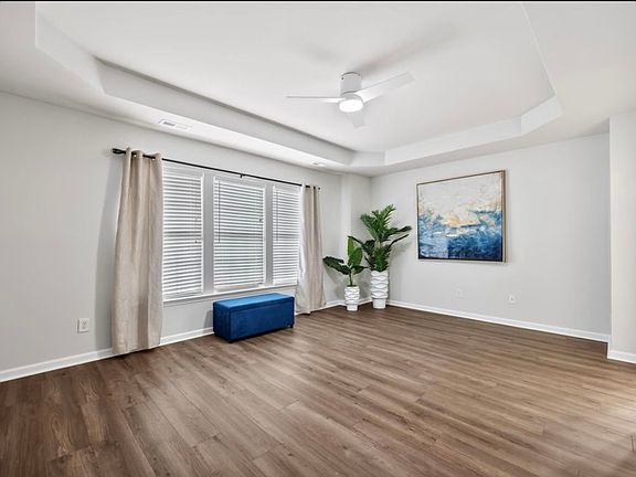 5th image of 8329 Pilots View Dr