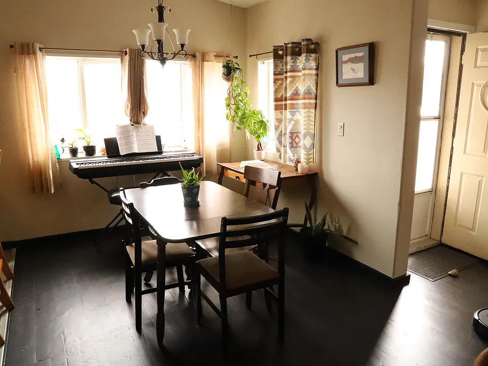 835 E Agate Ave #16